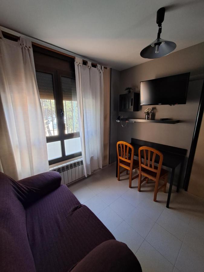 Apartament El Meson Mequinenza Zewnętrze zdjęcie